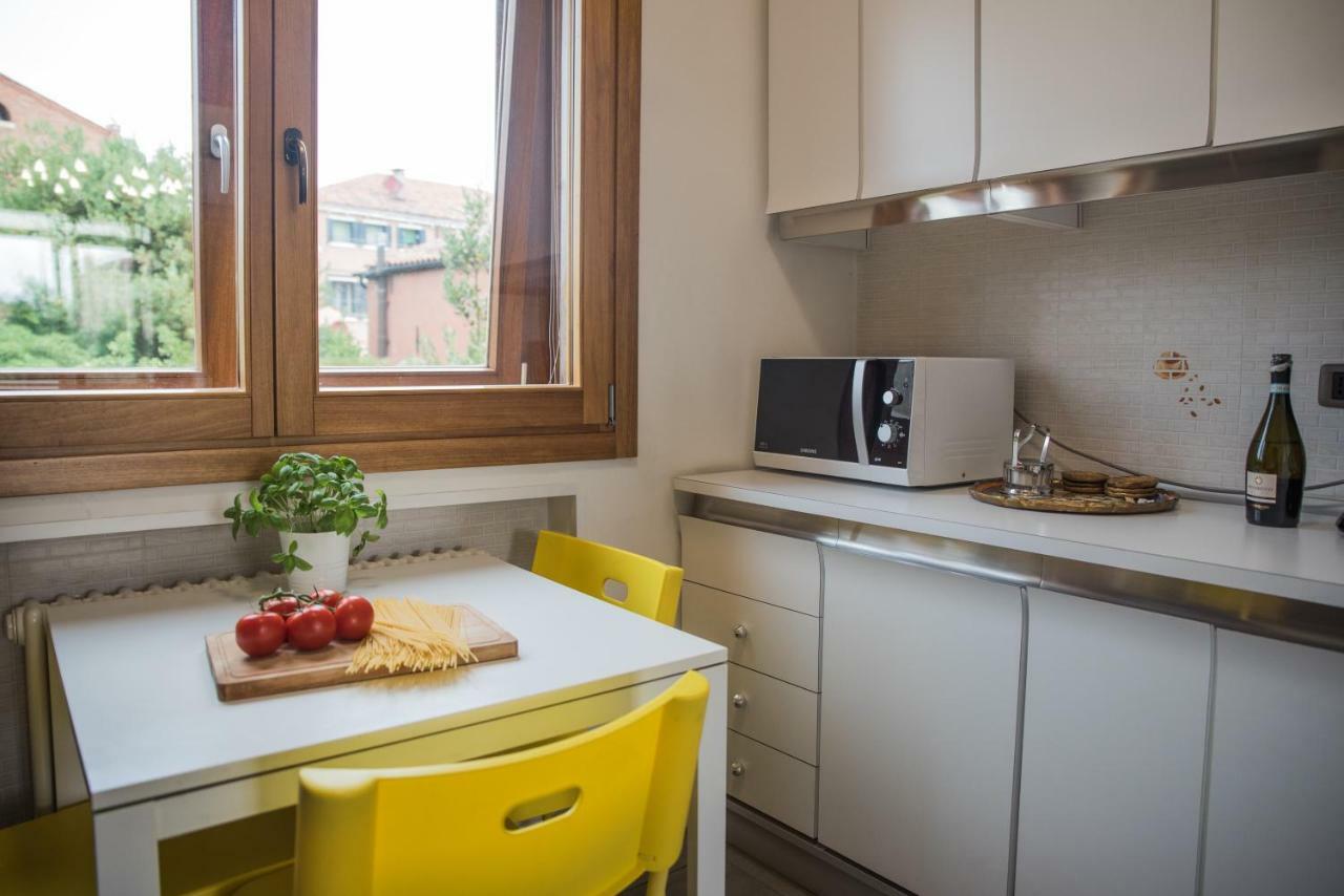 Venetian Mood: Secret Garden Apartment Ngoại thất bức ảnh